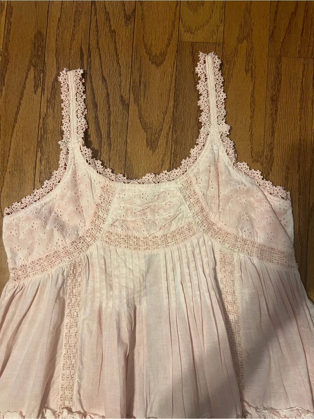 Paper Lace Tank - Picture 2 of 3